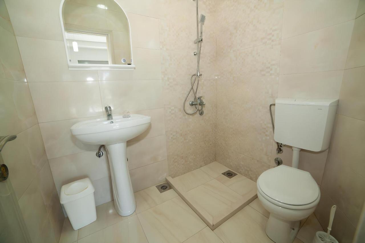 Demiri Apartments อุลซิน ภายนอก รูปภาพ