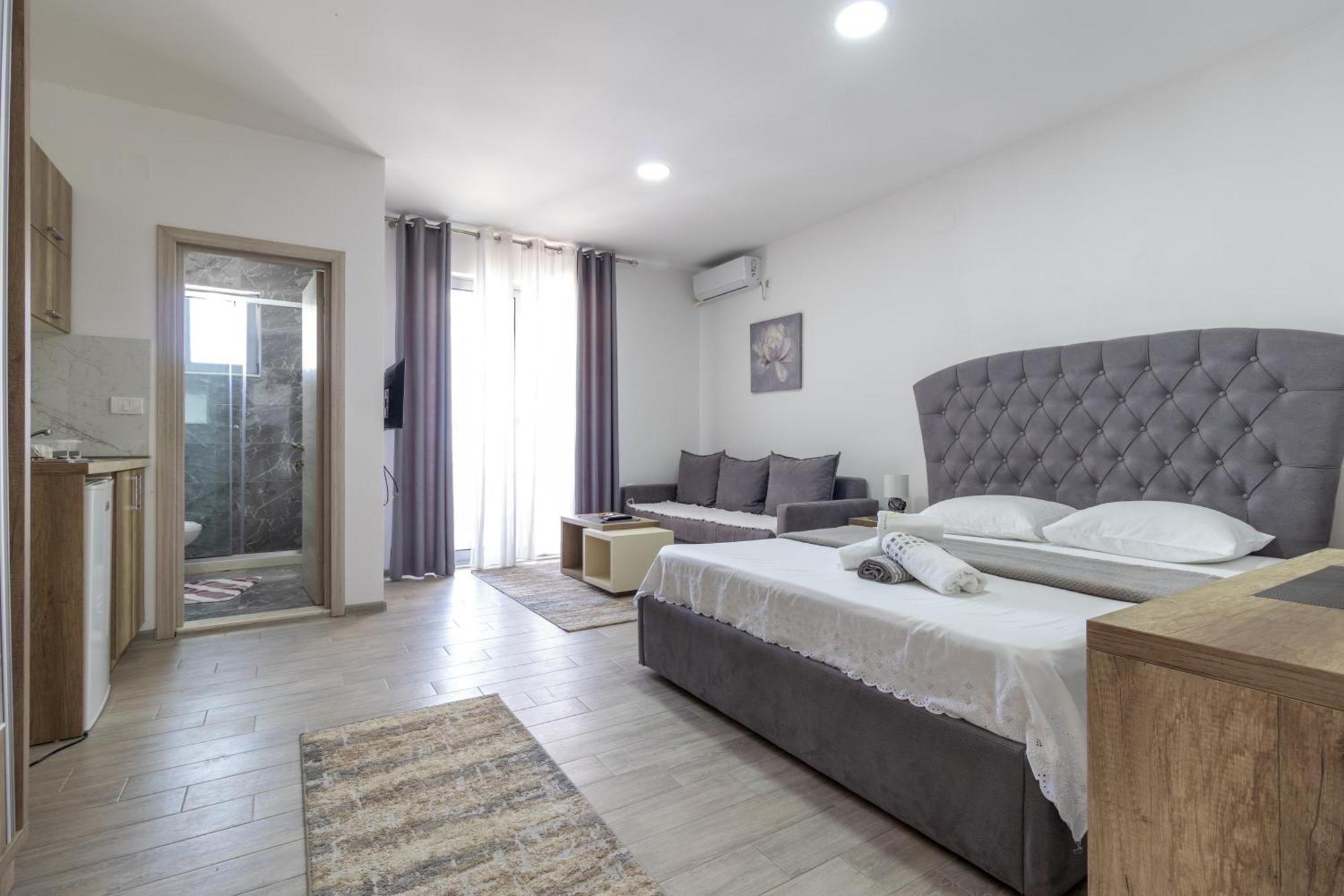 Demiri Apartments อุลซิน ภายนอก รูปภาพ